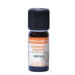 Un flacon d'huile essentielle orange douce de 10ml de la marque terra etica