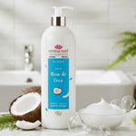 Un gel douche d'un format de 1L de la marque Emma Noël à la coco bio dans un décor de salle de bain
