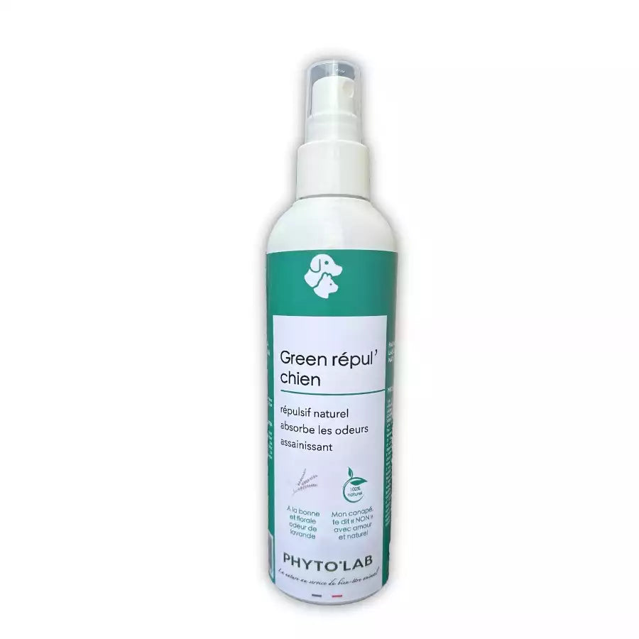 Un flacon spray de 250 ml Green Répul' chien à la lavande de la marque Phyto'Lab