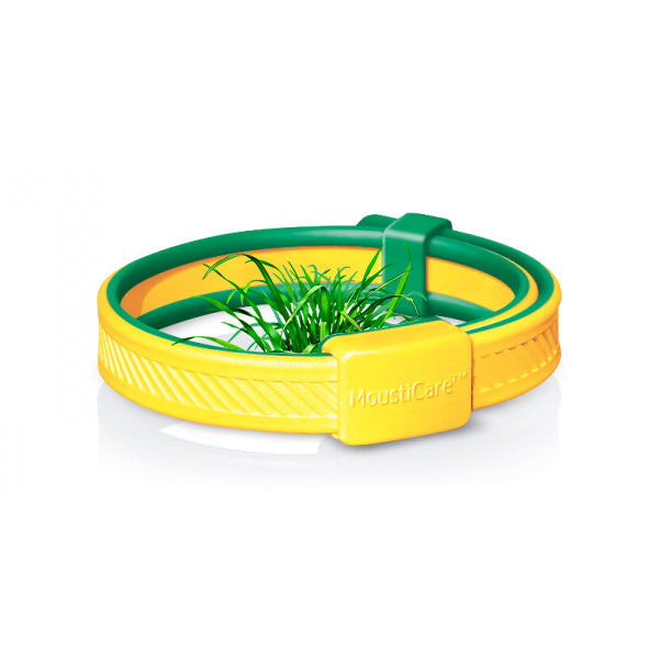 Un bracelet anti moustique ajustable jaune et vert de la marque Mousticare