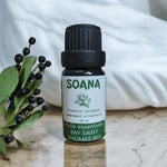 Flacon de 10 ml de l'huile essentielle Bay Saint Thomas bio de la marque Soana sur fond blanc 