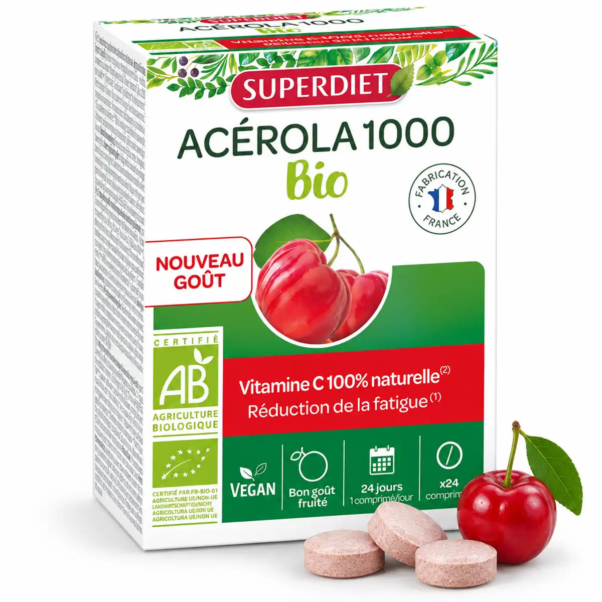 Boîte Superdiet Acérola 1000 Bio comprimés vitamine C avec baies rouges sur fond blanc