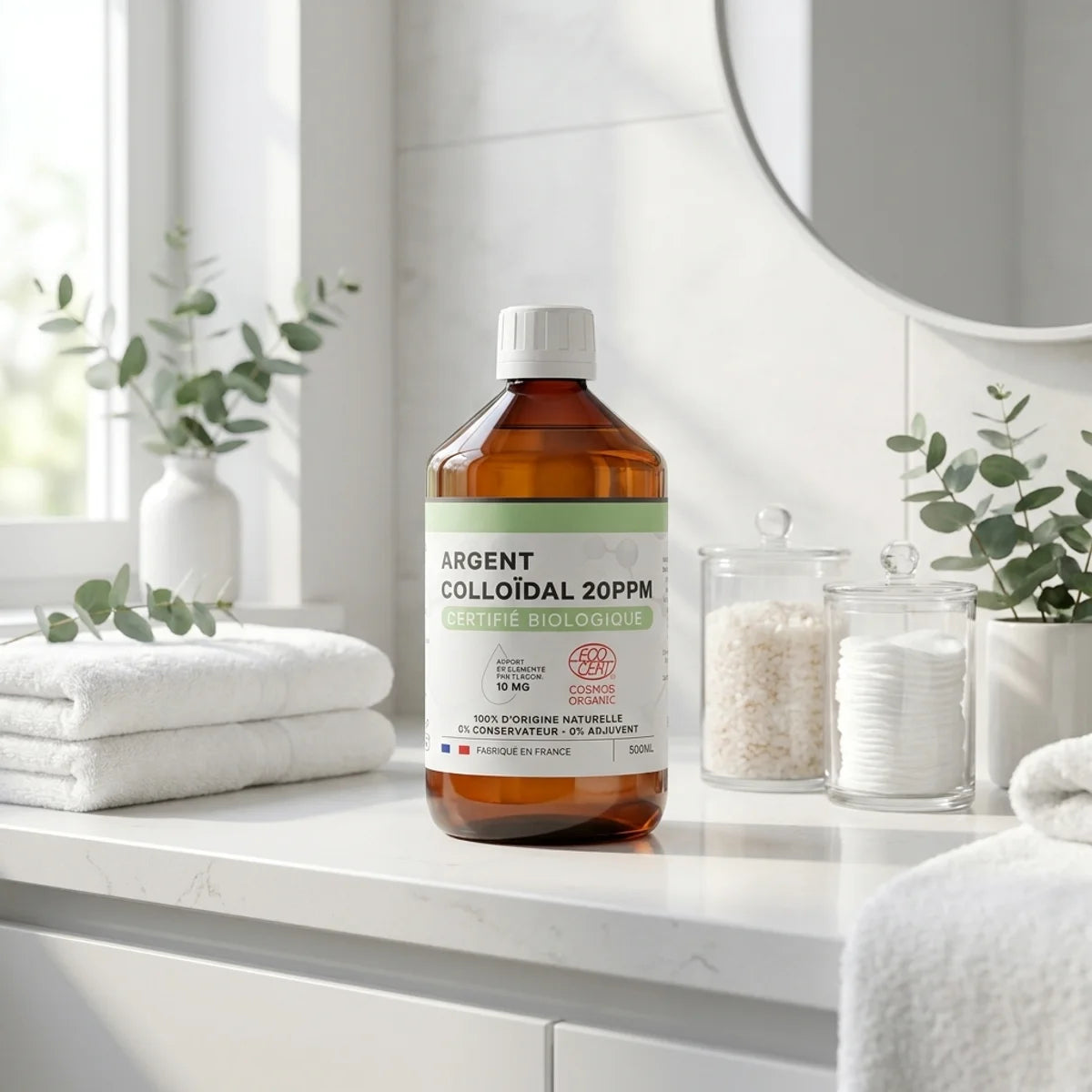 Argent Colloïdal bio Dr Theiss 20ppm flacon 500ml sur vanité wellness avec accessoires spa