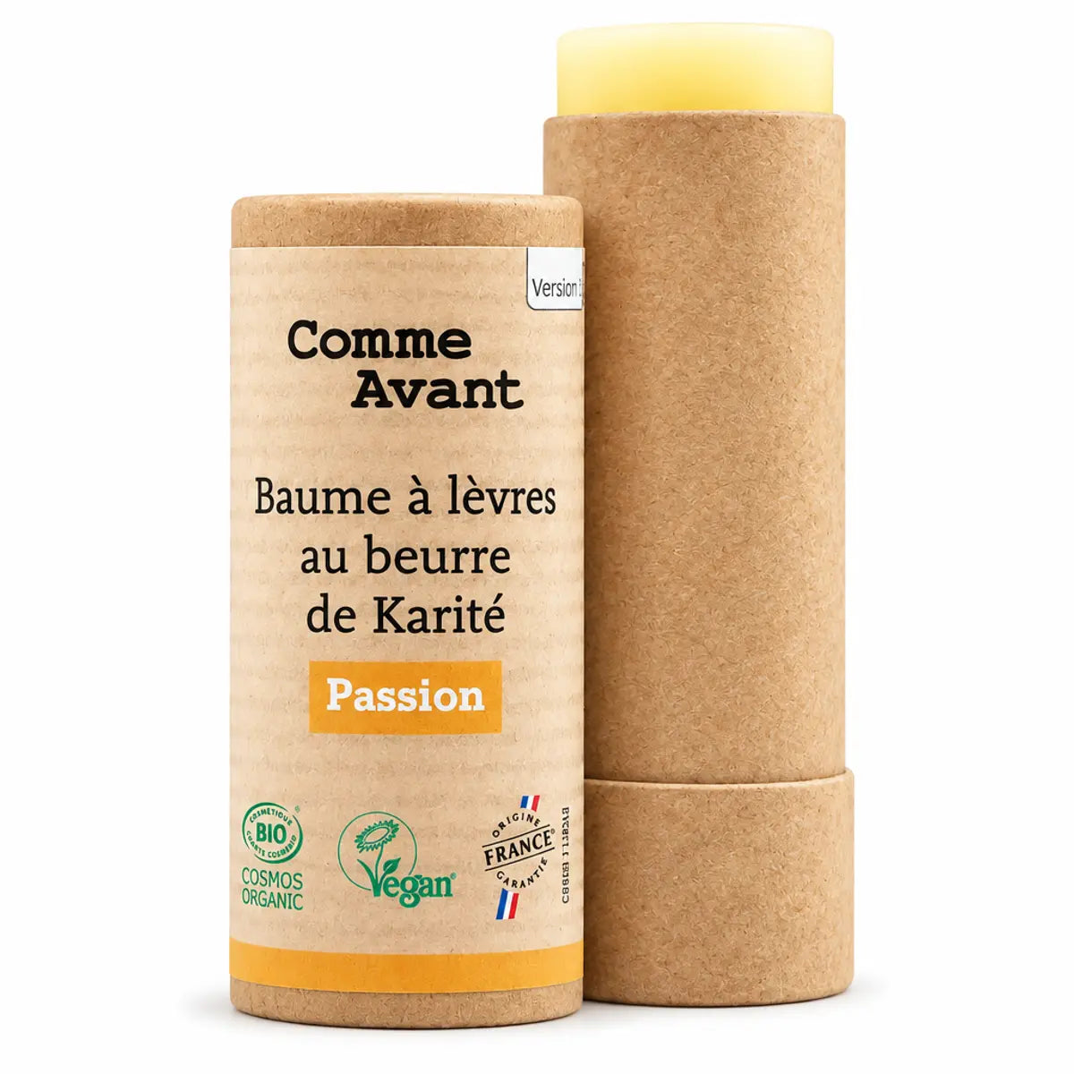 Baume à lèvres au beurre de karité bio Comme Avant Passion en tube carton sur fond blanc