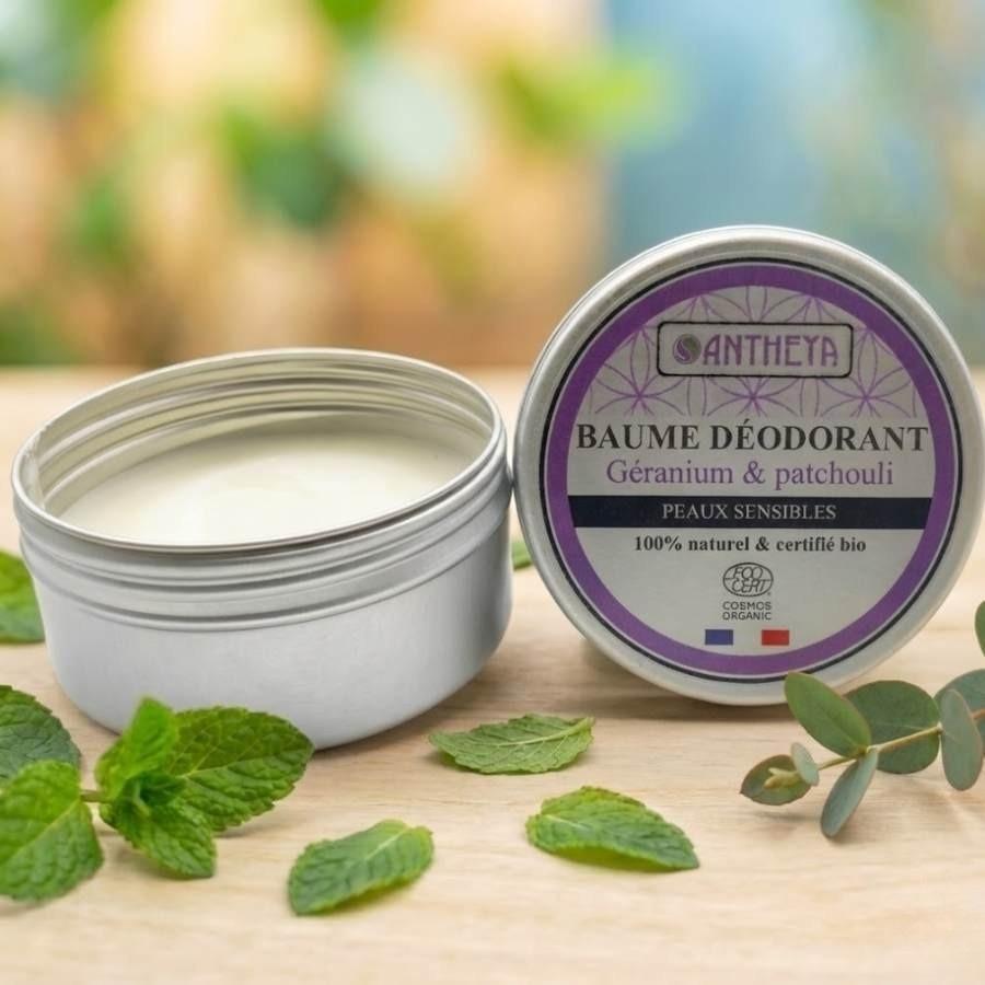 Baume déodorant ouvert à la géranium et patchouli pour peaux sensibles de la marque Antheya