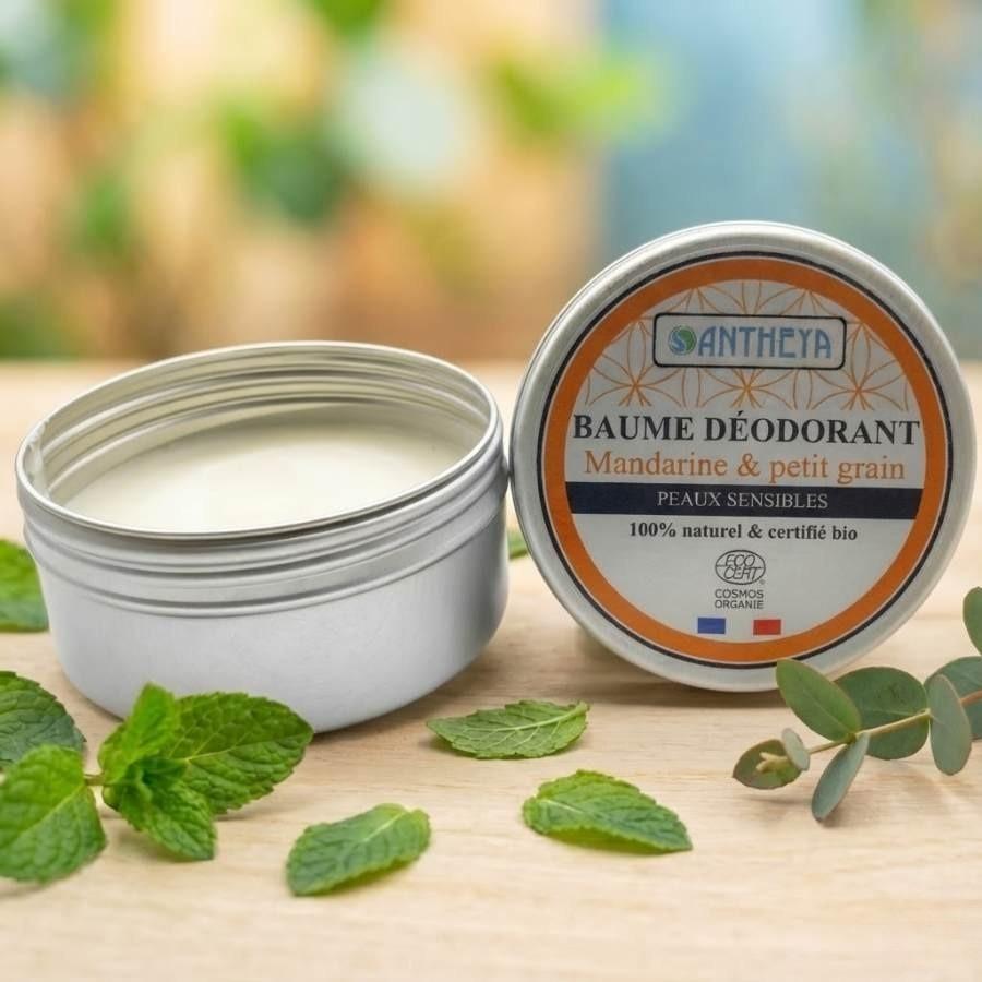 Baume déodorant ouvert à la mandarine et petit grain pour peaux sensibles de la marque Antheya