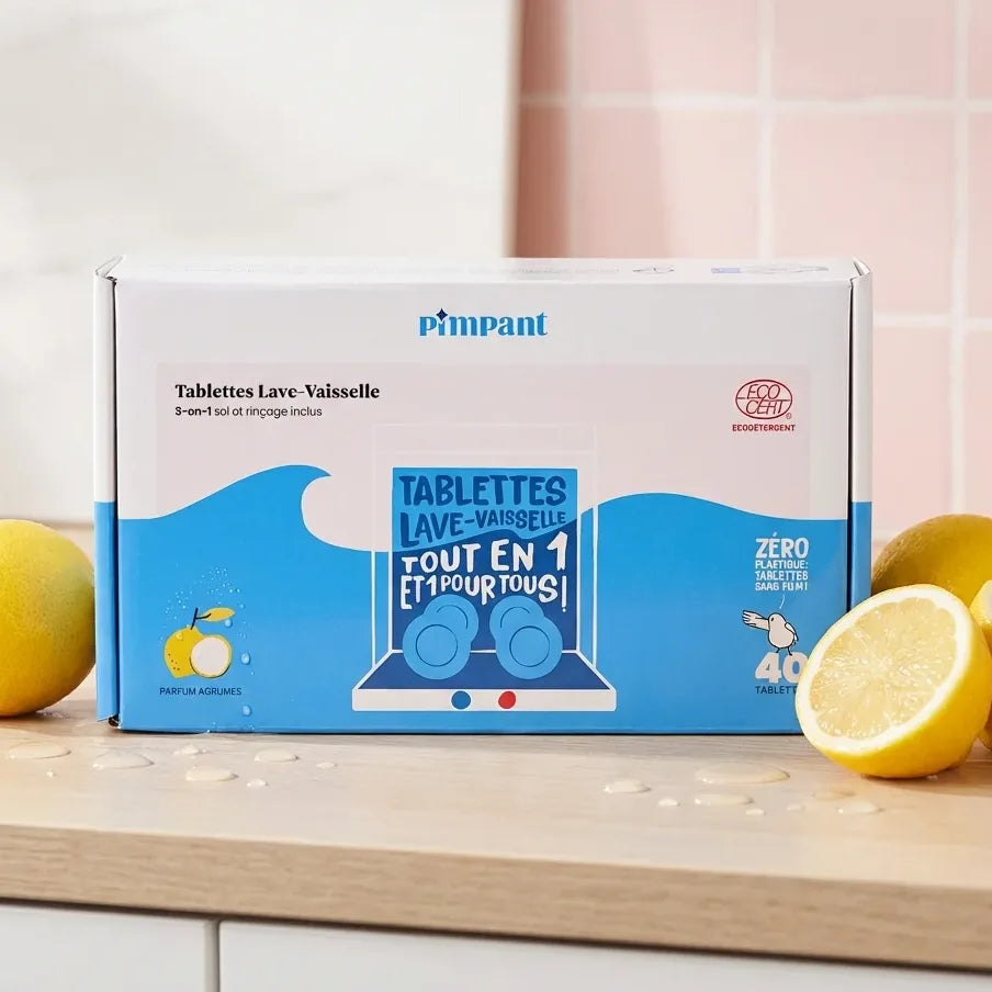 Boîte de 40 tablettes lave-vaisselle Pimpant sur plan de travail cuisine avec citrons frais