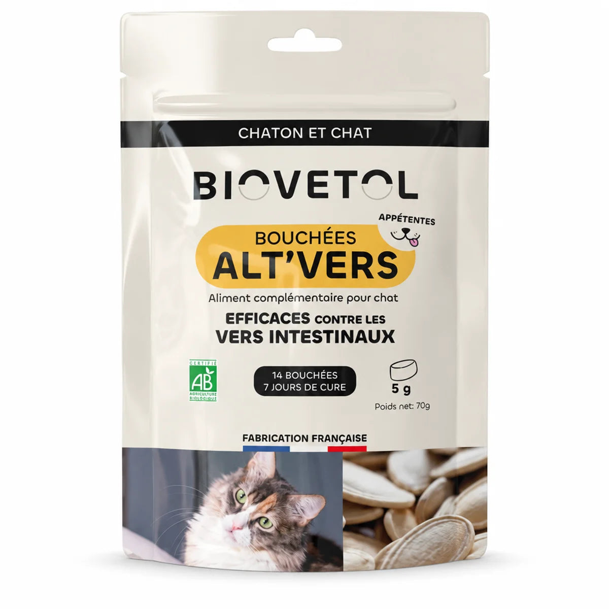 Bouchées Alt'Vers Bio Biovetol contre vers intestinaux chat sur fond blanc
