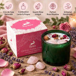 Bougie soja rose quartz Hop Hare - fleurs séchées roses, lavande et cristaux dans verre émeraude