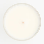 Une bougie jolis baume vu du dessus.