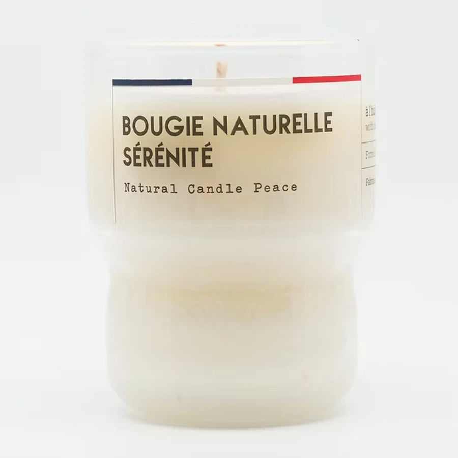 Une bougie naturelle sérénité de 110g de la marque jolis baume. 
