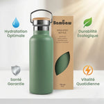 Bouteille isotherme Bambaw vert sauge 500mL avec bouchon bambou et icônes bénéfices écologiques