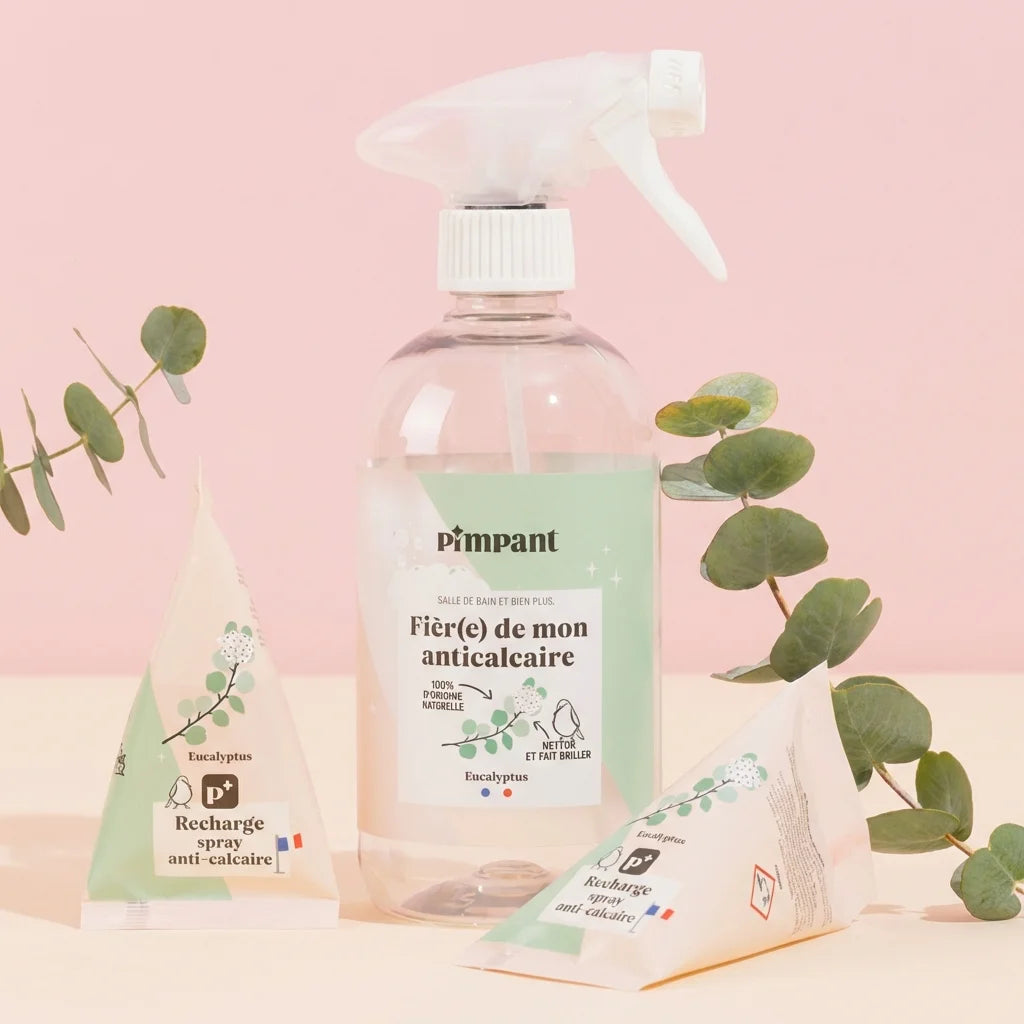 Bouteille spray anti-calcaire rechargeable Pimpant verte avec branches d'eucalyptus et recharge