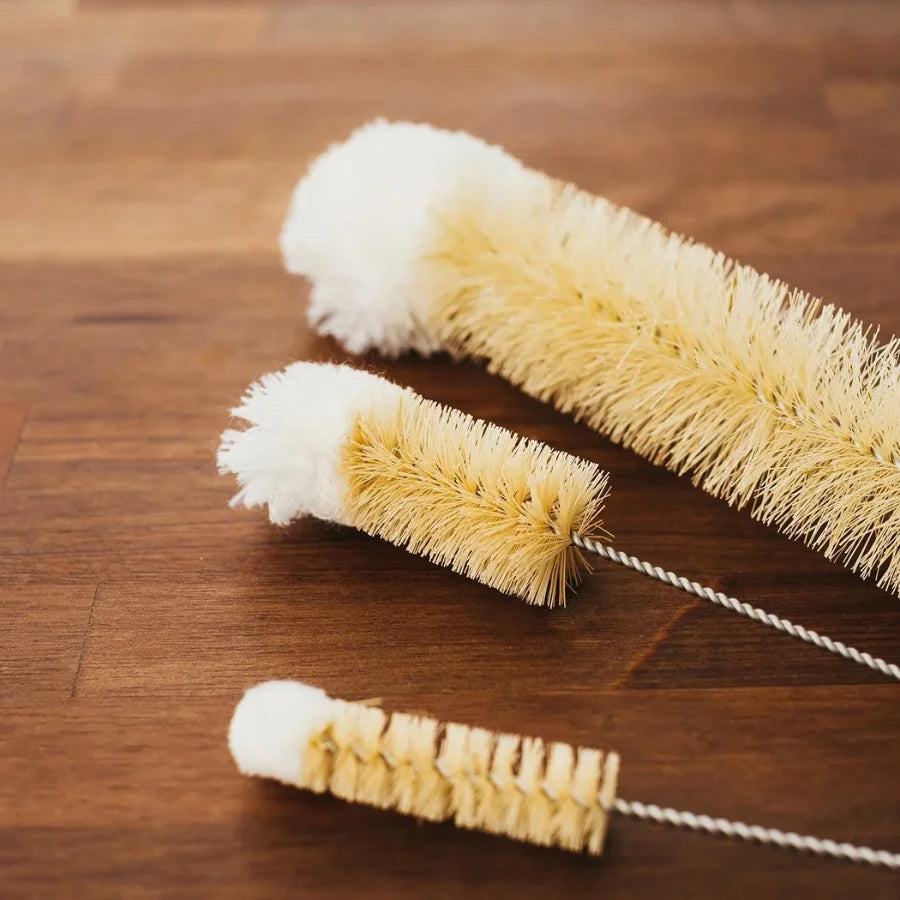 Les brosses pour bouteilles Bambaw vues de près