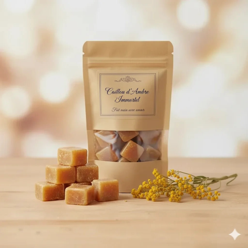 Un sachet de 50 grammes de Cailloux Ambre Immortel de Jardin de mon Grand Père