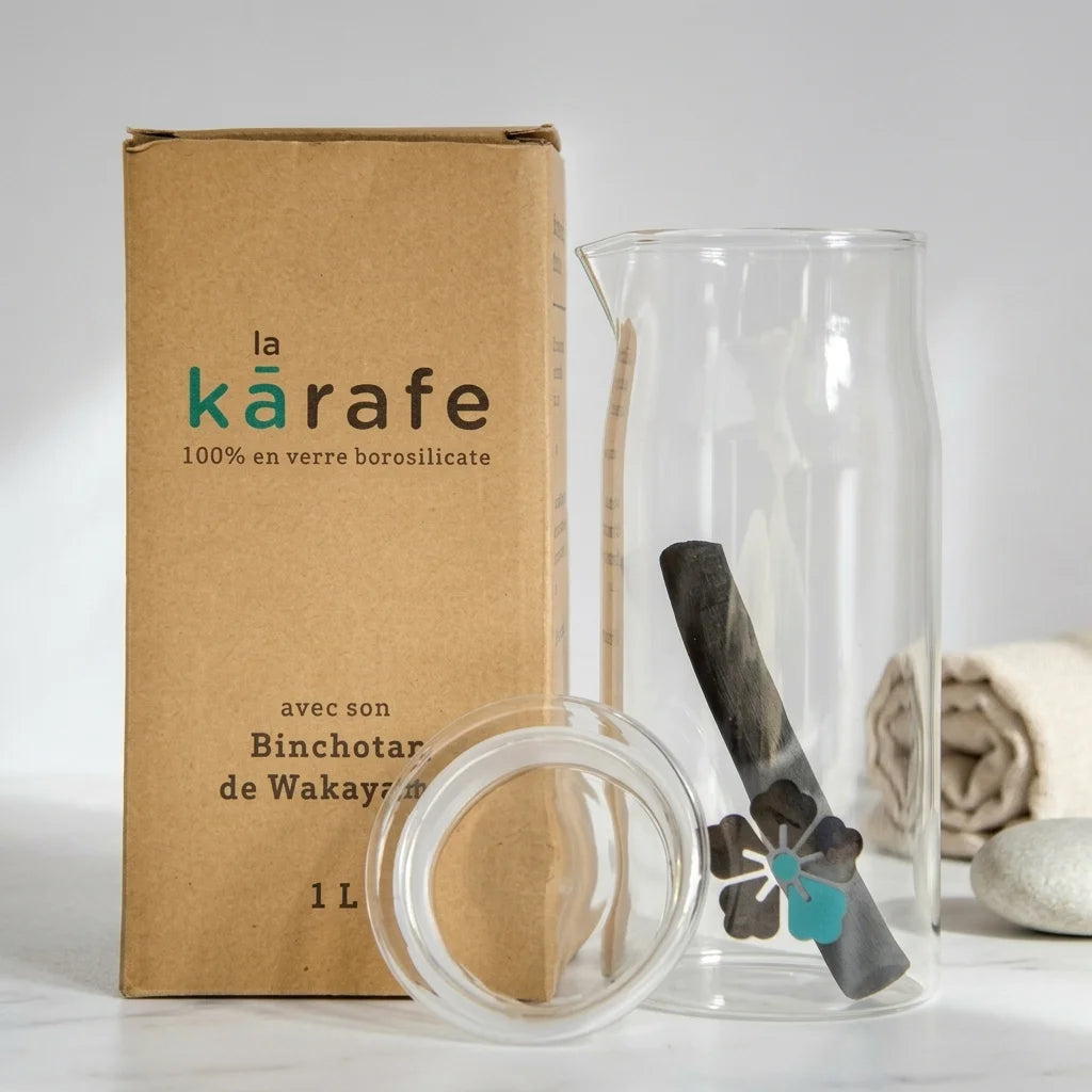 Carafe filtrante Kyuké 1L avec bâton charbon actif binchotan japonais