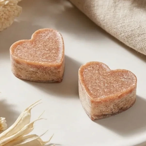 Carré d'Ambre ByBazz parfum solide cœur 2x25g beige avec fleurs séchées