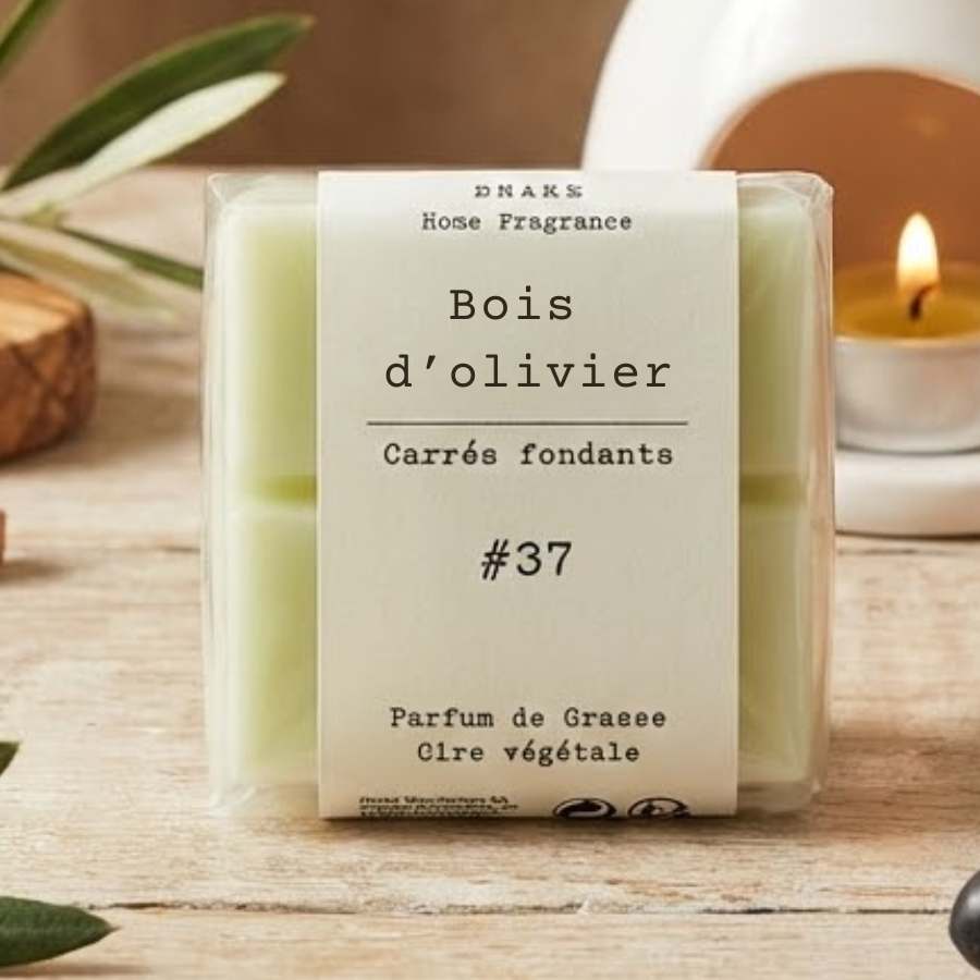 Un paquet de quatre carrés fondants Drake à la senteur Bois d'0livier