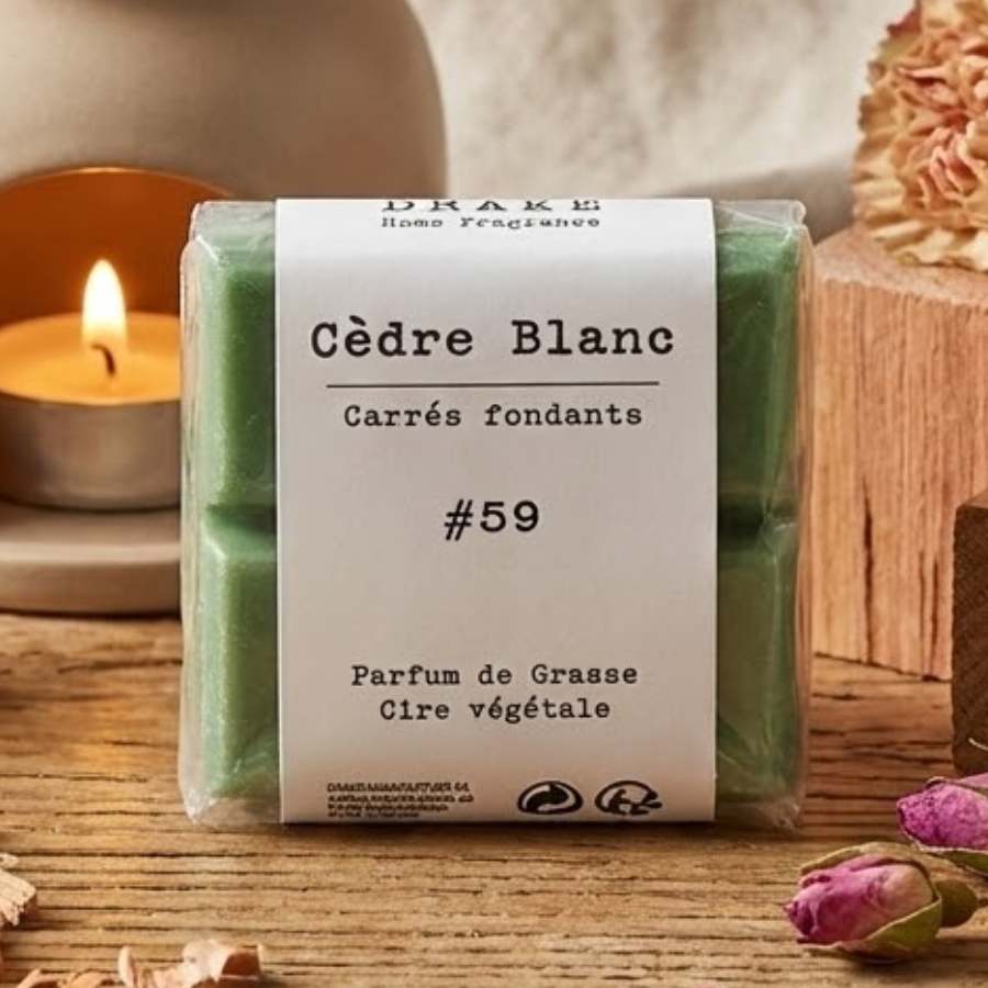 Un paquet de quatre carrés fondants Drake à la senteur Cèdre Blanc