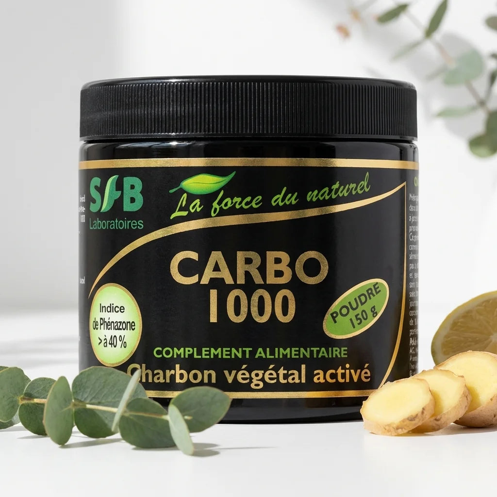 Charbon végétal activé CARBO 1000 150g SFB Laboratoires avec feuilles vertes et citron