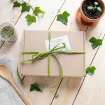 Coffret Cuisine Zéro Déchet Angie Be Green sur bois avec feuillage naturel