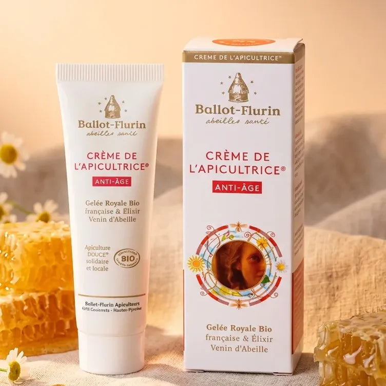 Crème de l'Apicultrice Anti-Âge Bio Ballot-Flurin avec miel, propolis et fleurs de camomille