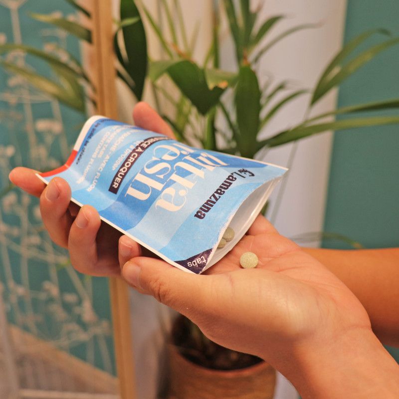 Dentifrice Ultra Fresh à croquer à la menthe ultra fraîche avec fluor de la marque Lamazuna