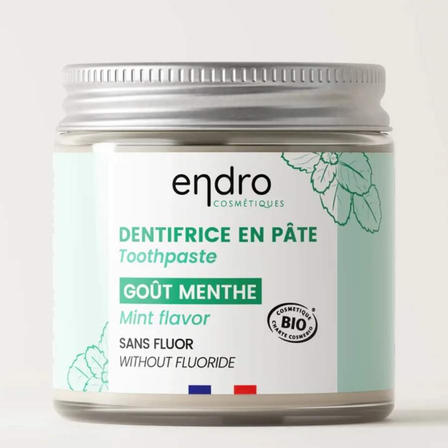 Un dentifrice en pâte goût menthe de 100 ml de la marque Endro