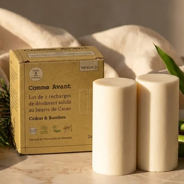 Déodorant solide cédrat bambou Comme Avant recharges 2x60g sur marbre avec feuillage