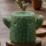 Un Brûleur d'Huile Essentielle & Cire en céramique Cactus vert vue de dos