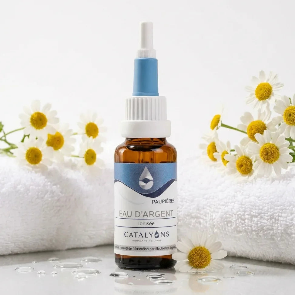 Eau d'Argent colloïdal Catalyons 20ml flacon ambré avec vaporisateur, cadre spa minimaliste