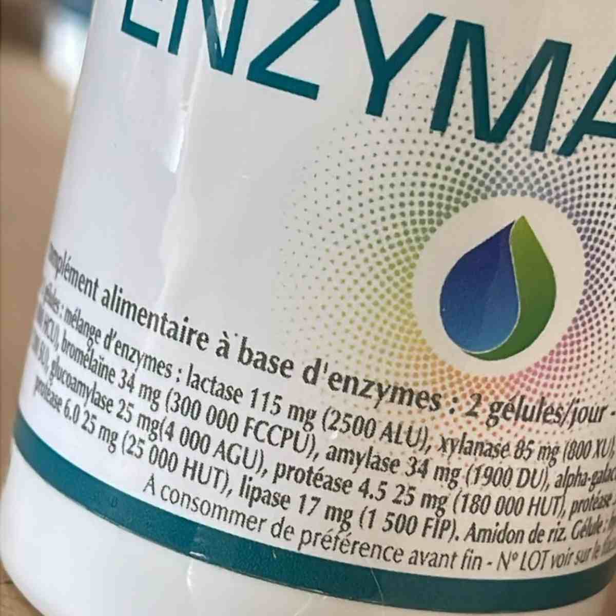 Zoom sur l'étiquette du pot Enzymajade de Jade Recherche montrant la composition détaillée