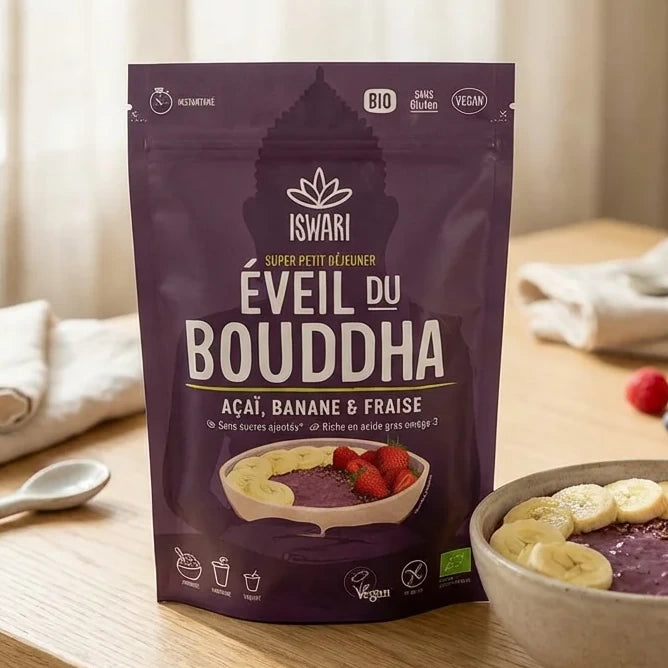 Eveil du Bouddha Açaï Banane Fraise Iswari 360g avec bol préparé et fruits frais