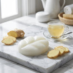 Fondant de cire parfumé Scentships thé blanc sur marbre blanc avec tasse de thé