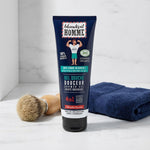 Gel douche 4 en 1 Bio Blondépil 250ml sur plan de travail salle de bain