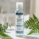 Gel lavant neutre Bio Coslys 100ml avec éléments botaniques sur marbre blanc
