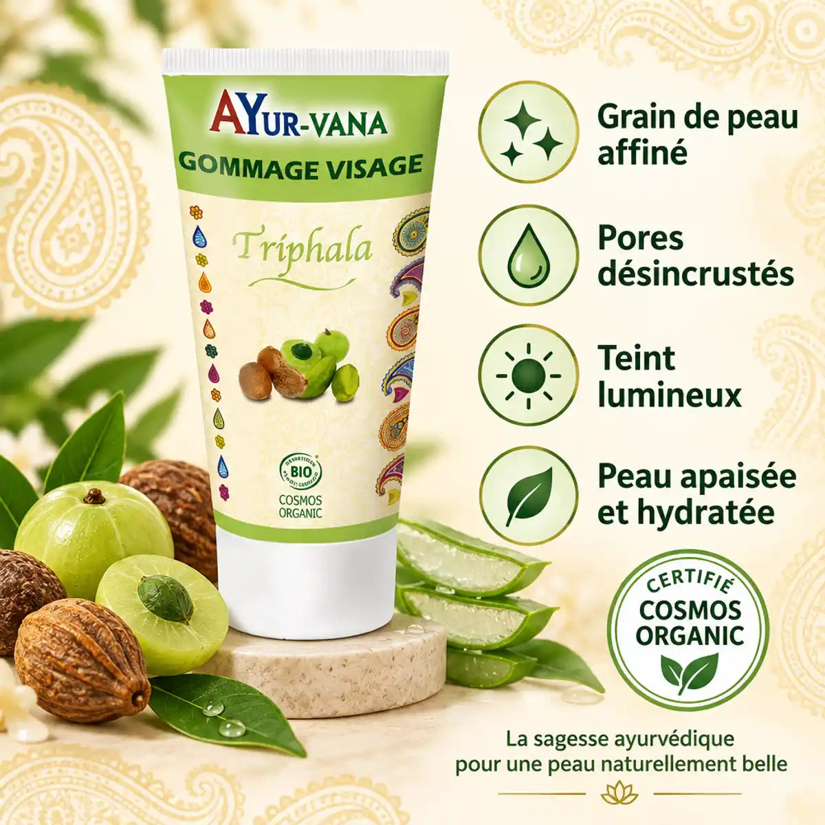 Gommage visage au Triphala Cosmos Organic AyurVana 75 ml, tube vert avec fruits, feuilles d'aloe et bienfaits pour la peau