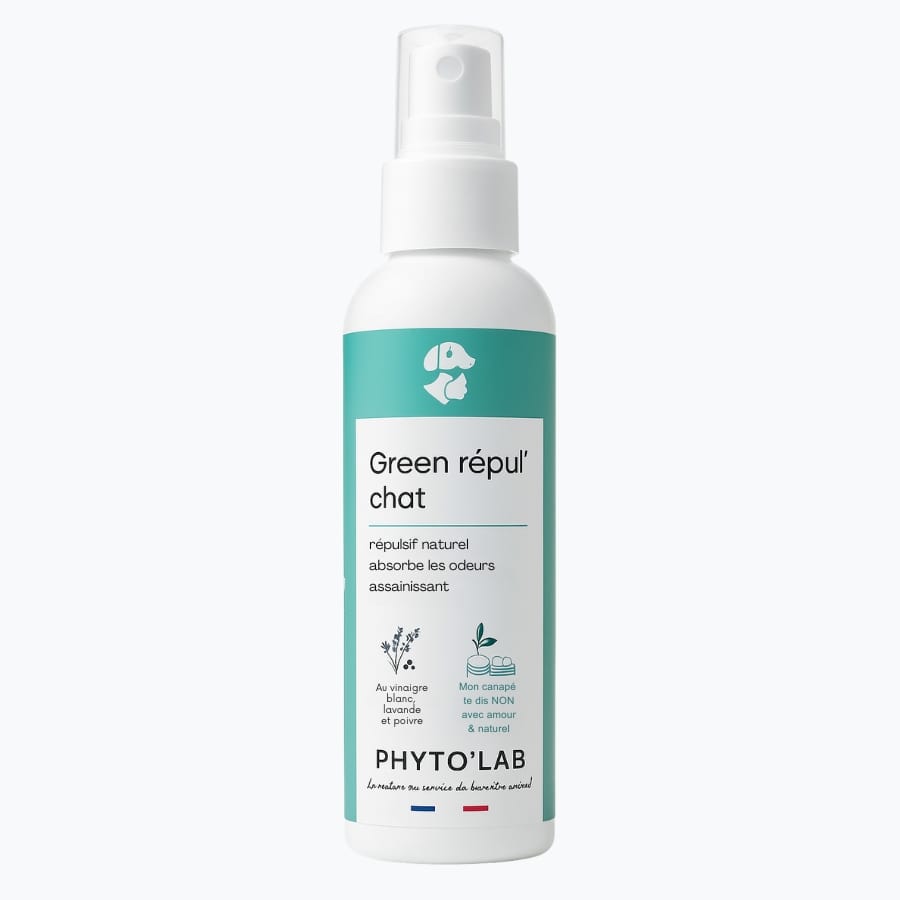 Un flacon de 250 ml de Green Répul' Chat de la marque Phyto'Lab