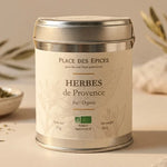 Herbes de Provence Bio 30g Place des épices - Boîte métallique sur fond neutre