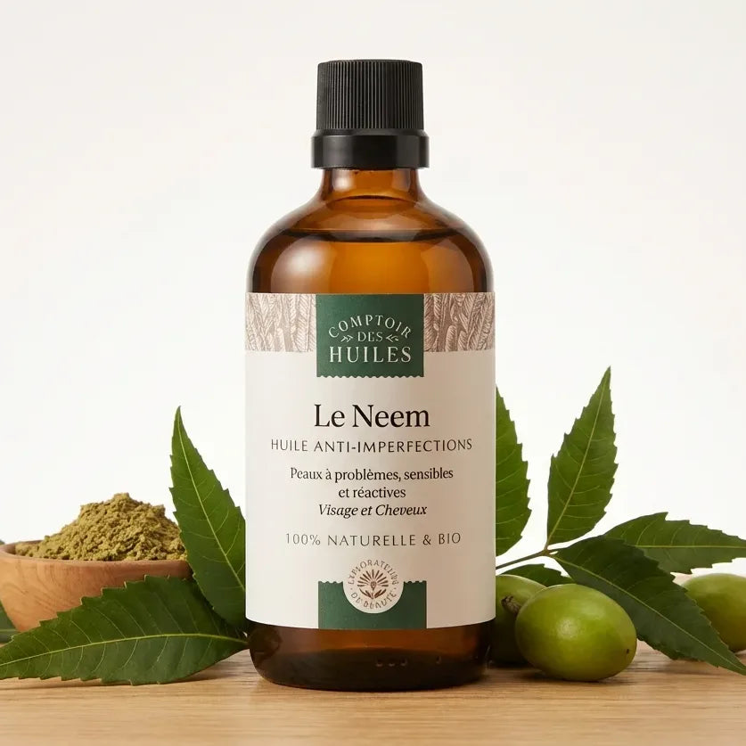 Huile de Neem Bio 100ml Comptoir des Huiles avec feuilles de neem sur surface naturelle