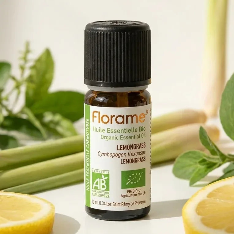 Huile essentielle Lemongrass bio Florame 10ml avec citrons et feuilles vertes