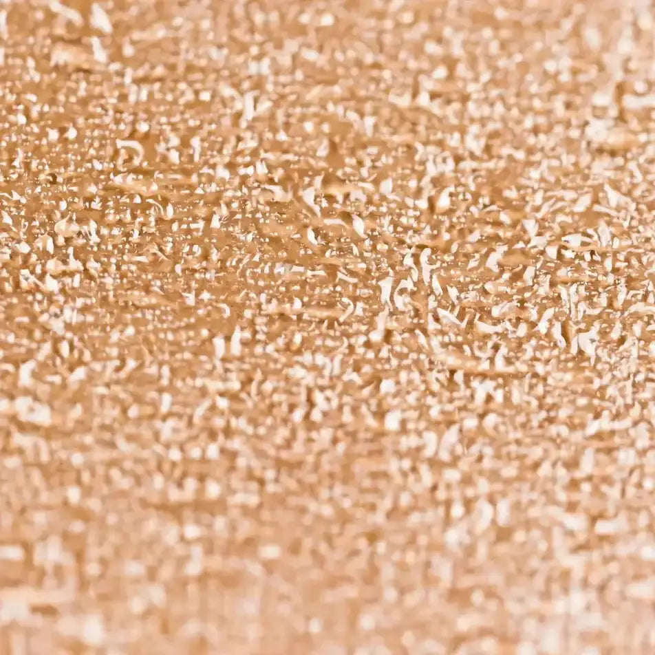 La texture de l'huile sèche bio 3-en-1 de 100 ml de la marque Endro