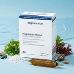 Magnésium Marin Hyposodé AlgoSource 15 ampoules pauvre en sodium sur fond bleu océan