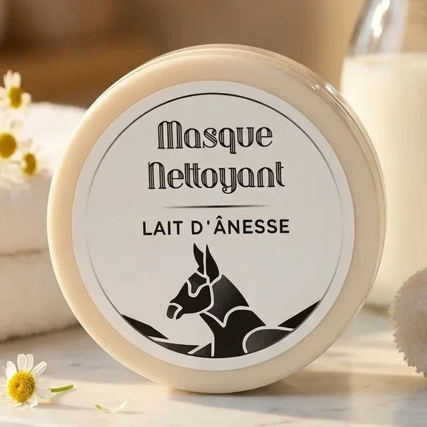 Masque nettoyant visage au lait d'ânesse en pot avec fleurs de camomille et lait frais