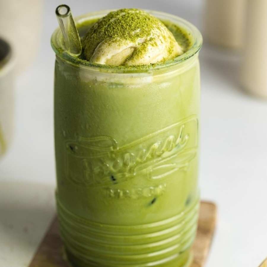 Un smoothie à base de Matcha en poudre bio