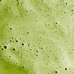 Zoom sur la mousse de la boisson Matcha Latte bio nüMorning 
