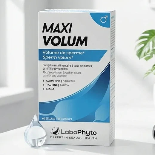 Boîte Maxi Volum soutien fertilité sur bureau avec plantes vertes et wellness lifestyle
