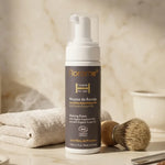 Mousse de rasage bio Florame 150ml en flacon avec applicateur sur marbre