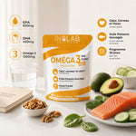 Inolab Omega 3 Caps EPA & DHA avec sources naturelles poisson sauvage, avocat et noix sur fond blanc