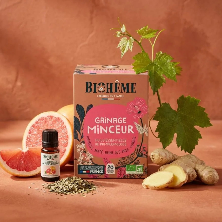 Packshot de l'nfusion "gainage minceur" de la marque Biohême en format infusettes, autour du produit se trouvent des ingrédients sur fond terracota